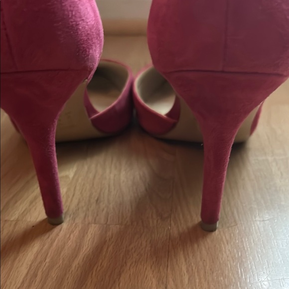 White House Black Market Pink Suede Heels - Picture 4 of 5